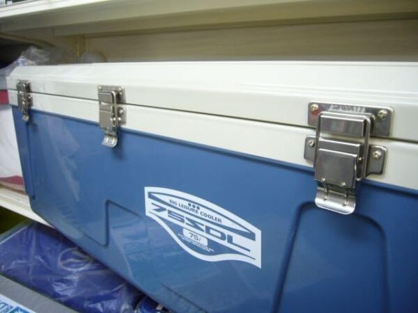 ■ Hidekazu/Big Leisure 75L Cooler Box - Image 3